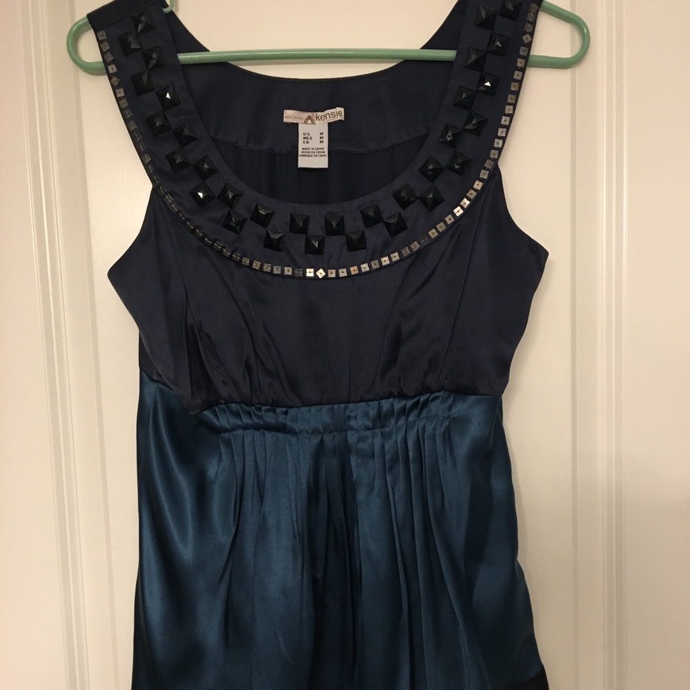 NWOT | 100% Silk Elegant Tank